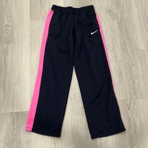 Girls Large Nike THERMA-FIT Comfortable Athletic Sweatpants